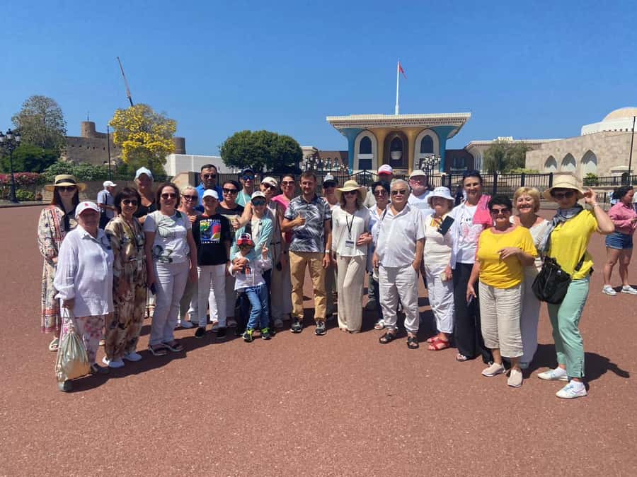 Muscat: City Highlights Tour with Optional Transfers - Transport, timing, and the shape of the day