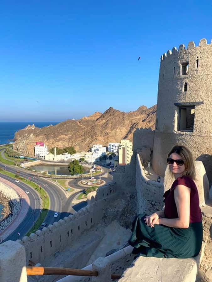 Muscat: Day Tour with Omani Lunch, Hotel Pickup, and Airfare - Al Alam Palace and the Riyam Censer