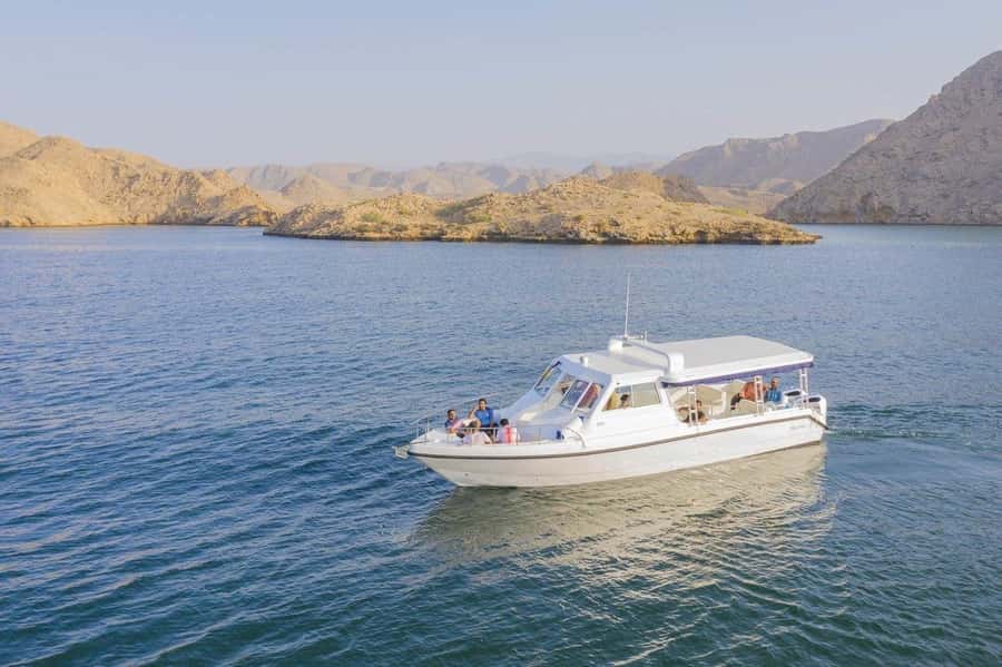 Muscat: Dolphin Watching Boat Amazing Trip - The coast on the ride home