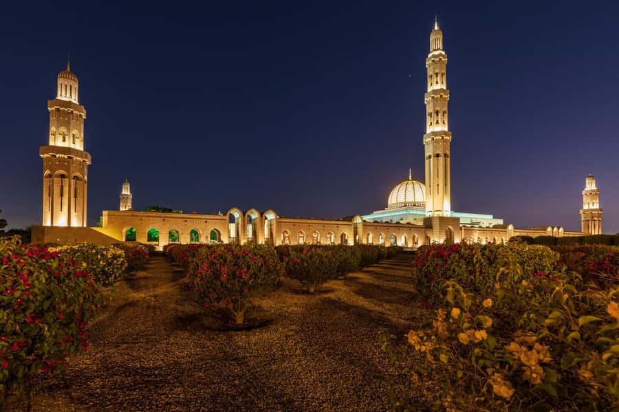 Muscat: Evening Guided City Highlights Tour by Van - Sultan Qaboos Grand Mosque from the outside