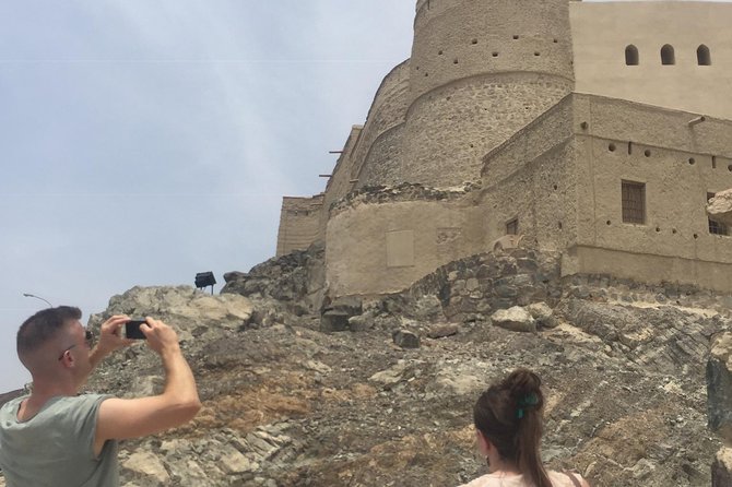 Muscat : Full day private tour to Nizwa - Lunch and the value of an open schedule