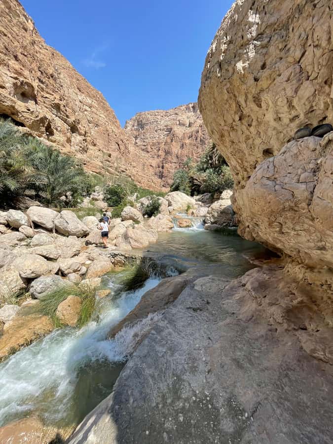 Muscat: Full-Day Wadi Shab & Bimmah Sinkhole Private Tour - What to pack for a safer, easier day
