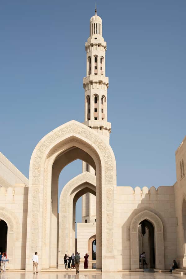 Muscat: Night Tour 4 Hours - Mutrah Corniche and 45 minutes at Mutrah Souq