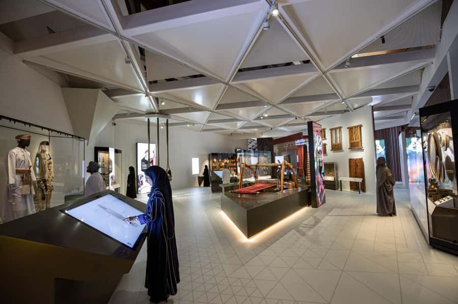 Muscat: Nizwa, Birkat Al Mouz & Oman Across Ages Museum - Nizwa Souq, where shopping has a local purpose