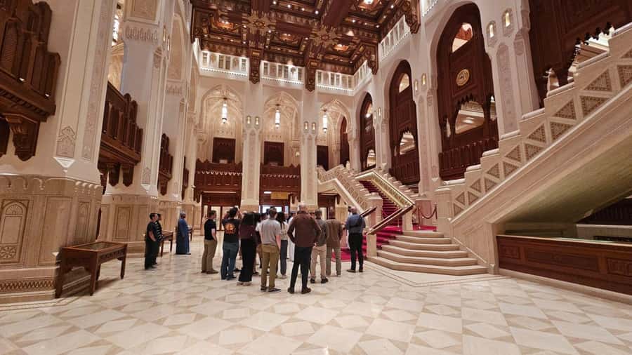 Muscat: Private City Guided Tour - Al Alam Palace and Muscat’s old waterfront