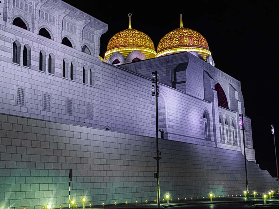 Muscat : private evening or night tour 4 hours With transfer - The Corniche: 35 minutes beside the water