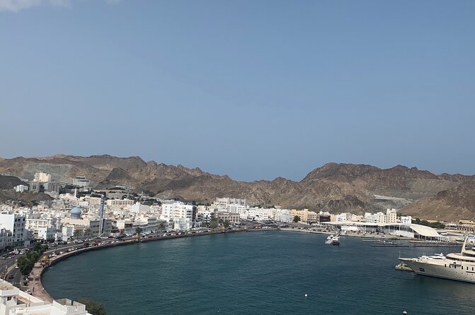Muscat : Private morning tour in Muscat - Mutrah Souq and the waterfront in 30 minutes