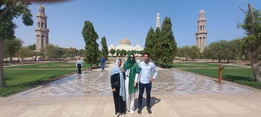 Muscat: Private Sightseeing Tour & Sultan Grand Mosque - Along the coast to Old Muscat