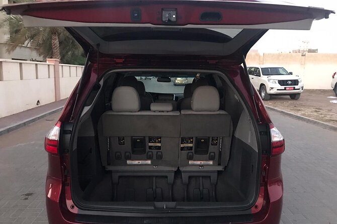 Muscat : Private Transfer from Muscat to Dubai - Meeting Your Driver in Muscat