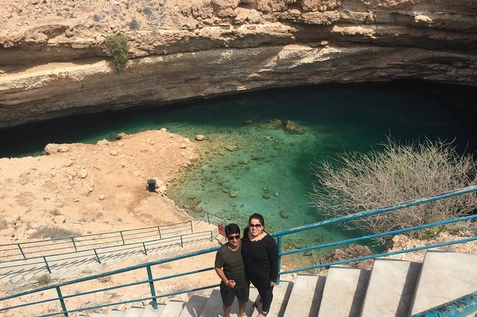 Muscat : Private trip to Wadi Shab for a full day with lunch - Private transport is the main value
