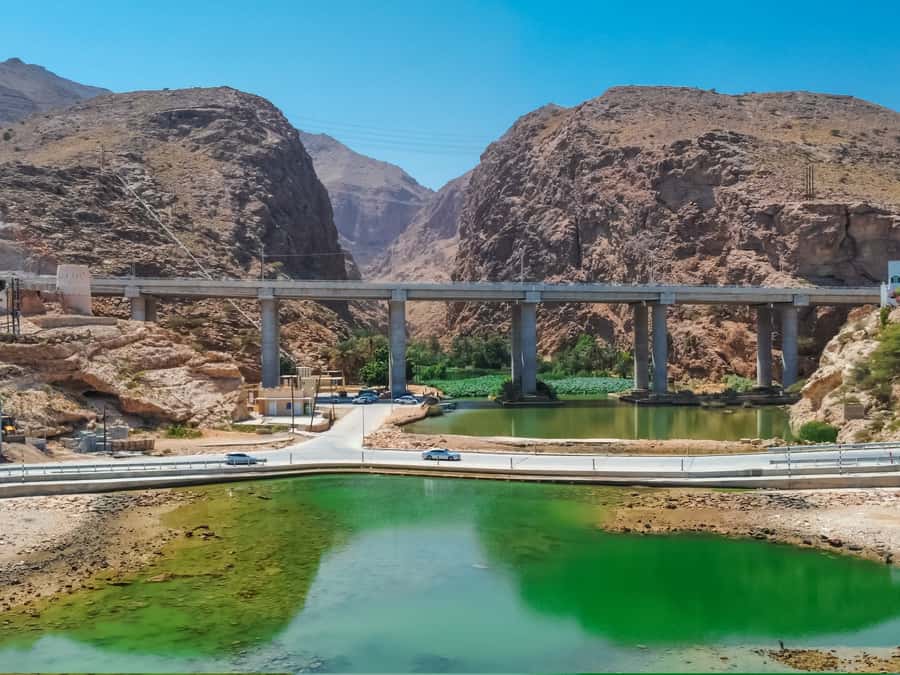 Muscat : Private trip to Wadi Shab + sinkhole - What the 45-minute walk demands