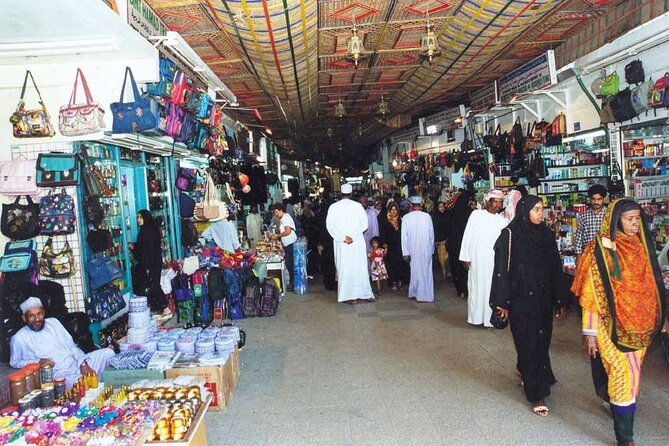 Muscat Shore Excursion: Private City Highlights Tour - Muttrah Souq: shopping with a guide