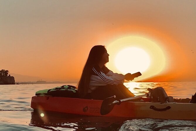 Muscat Sunset Kayak - Guided tour or self-guided paddle?