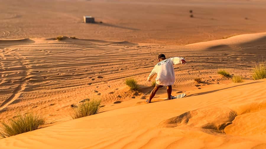 Muscat: Wadi Bani Khalid Oasis & Oman Desert Tour - Wahiba Sands by 4x4
