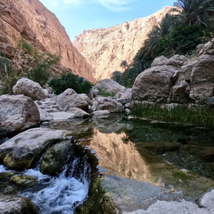 Muscat: Wadi Shab & Bimmah Sinkhole... - The 45-minute walk is part of the experience