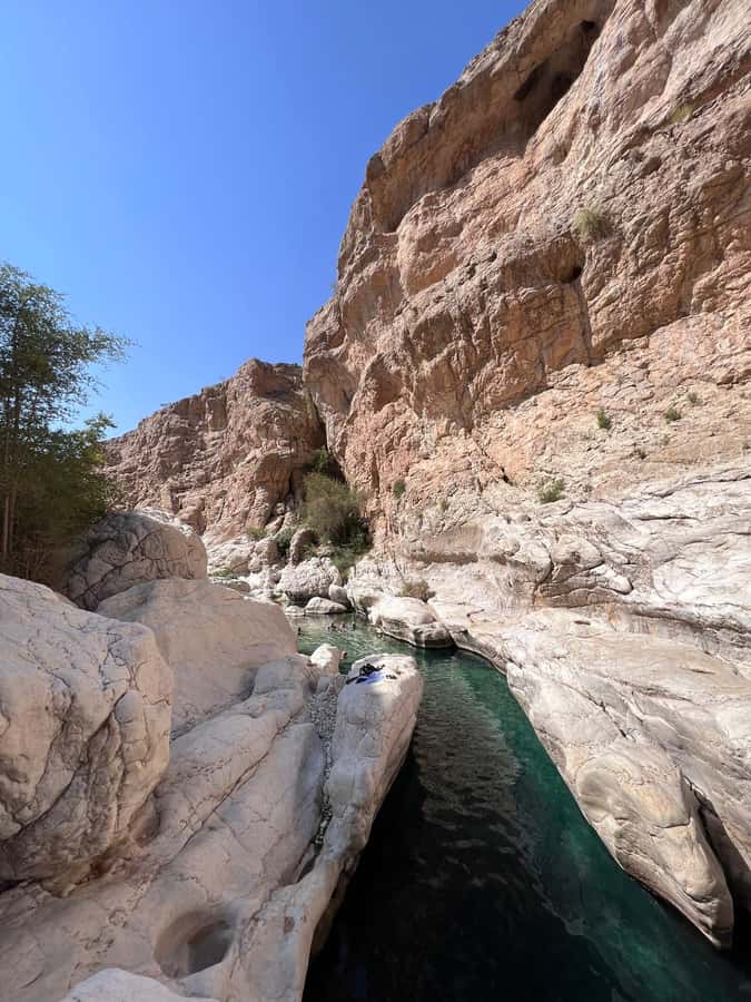 Muscat: Wahiba Sands & Wadi Bani Khalid Full-Day Tour+Lunch - The long return and the included lunch