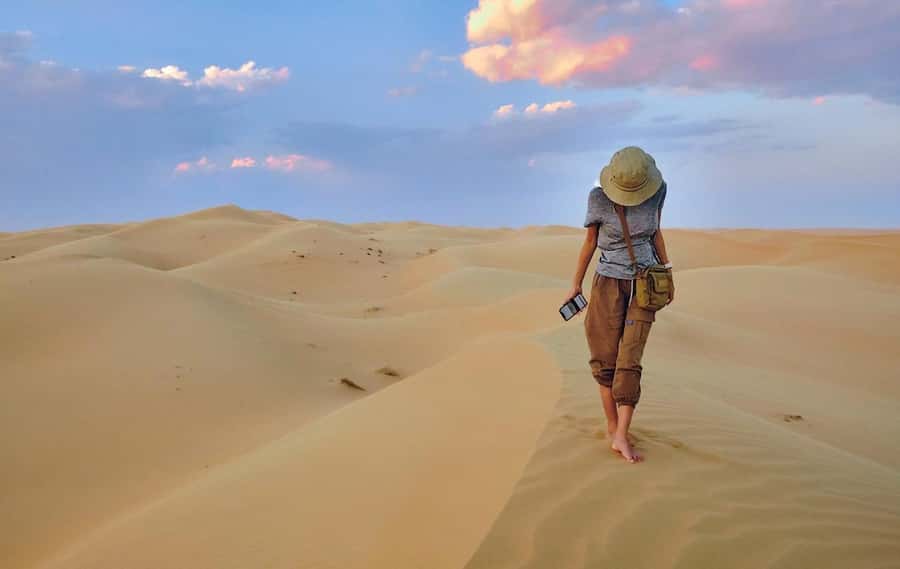 Muscat: Wahiba Sands & Wadi Bani Khalid Full-Day Tour+Lunch - Who should book this tour?