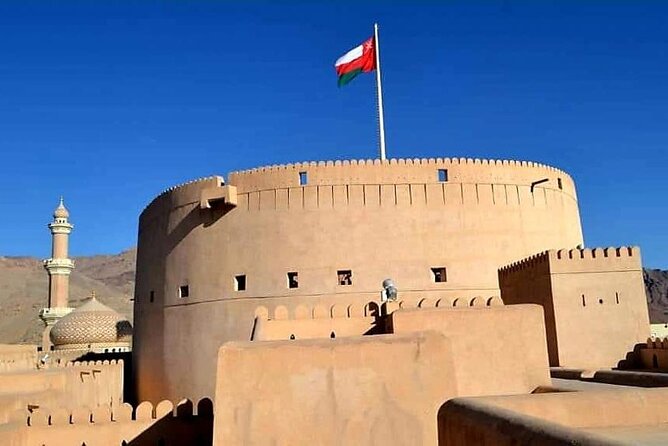Nizwa- Al Hamra Old Village- Misfah Al Abryeen Full Day Tour - Who should book this Oman day tour?