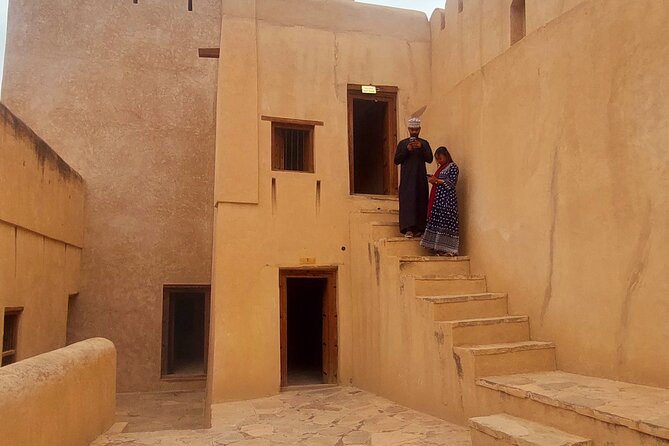 Nizwa and Green Mountain Group Full day tour - What the guide adds to a busy route