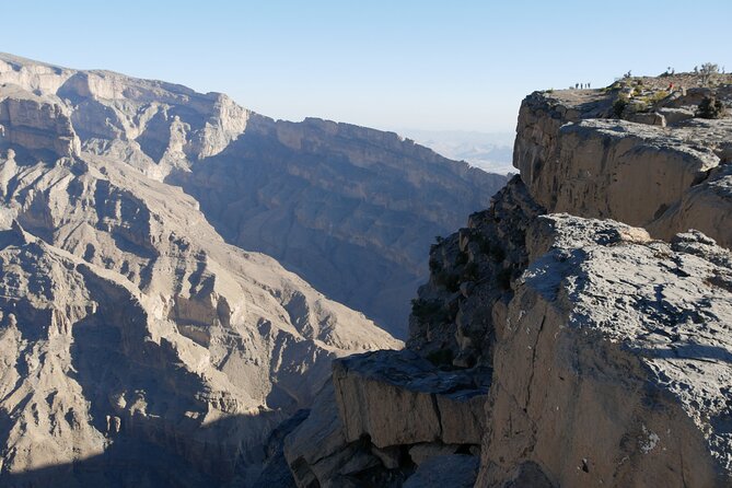 Nizwa and Jebal Shams Grand canyon - Nizwa Souq brings the day back to street level