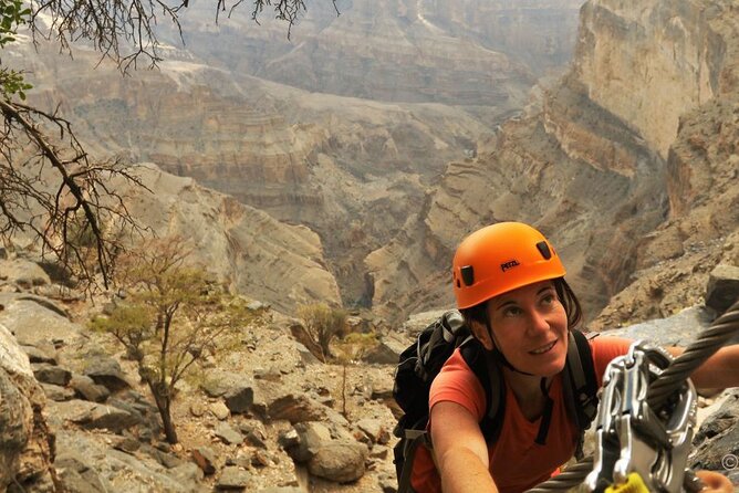 Nizwa and Jebal Shams Grand canyon - Who will enjoy this Oman day trip most