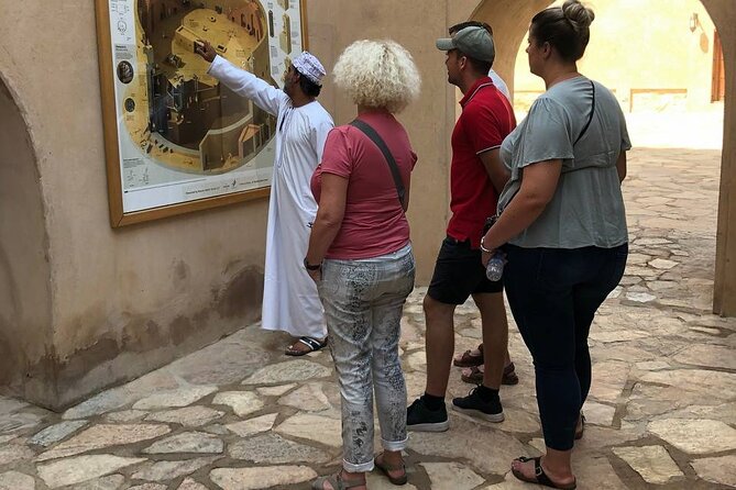 Nizwa and Oman's Grand Canyon: Full-Day Adventure - Timing and practical cautions