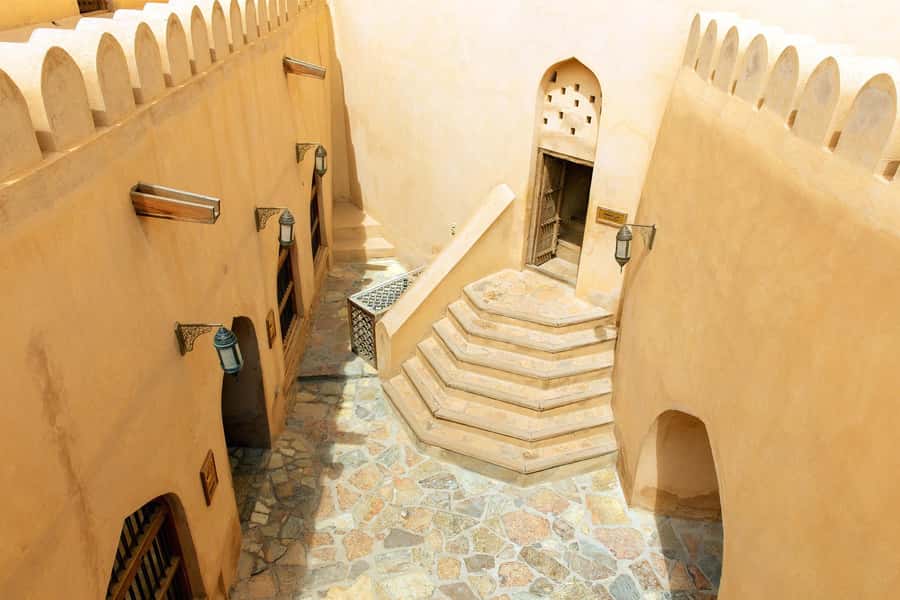 Nizwa Heritage & Culture Full Day Tour with Audio Guiding - Bahla Fort and the short final stop