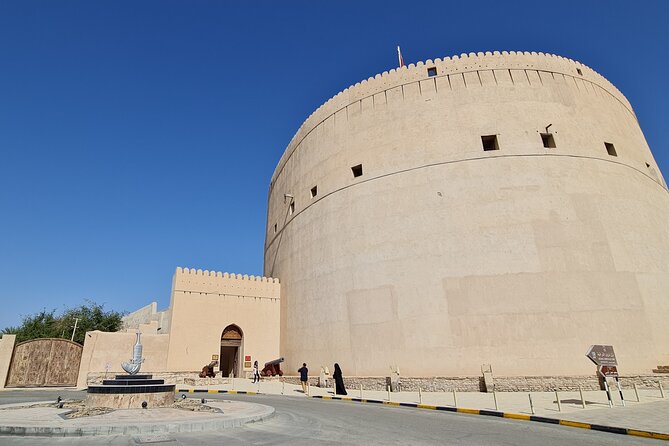 Nizwa Heritage & Jebel Shams Canyon – Private Tour from Muscat - Jebel Shams, Oman’s Grand Canyon