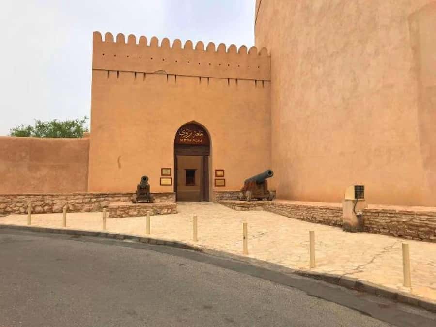 Nizwa Market, Nizwa Fort, Misfat Al Abriyeen, Jabal Shams - Is $236 fair for this private day?