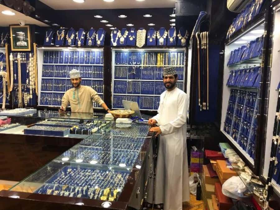 Nizwa Market, Nizwa Fort, Misfat Al Abriyeen, Jabal Shams - Who should choose this route?