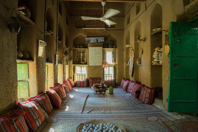 Old Nizwa authentic walks - Alaqur village and the falaj water channels