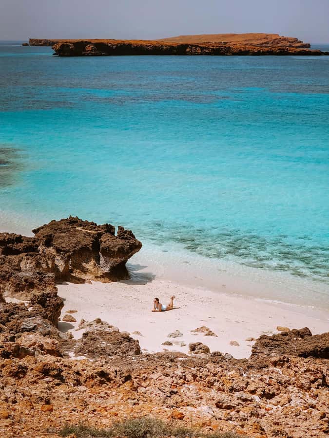 Oman: Daymaniyat Island Snorkeling Trip with Equipment - Equipment, food, and the details that save space in your bag