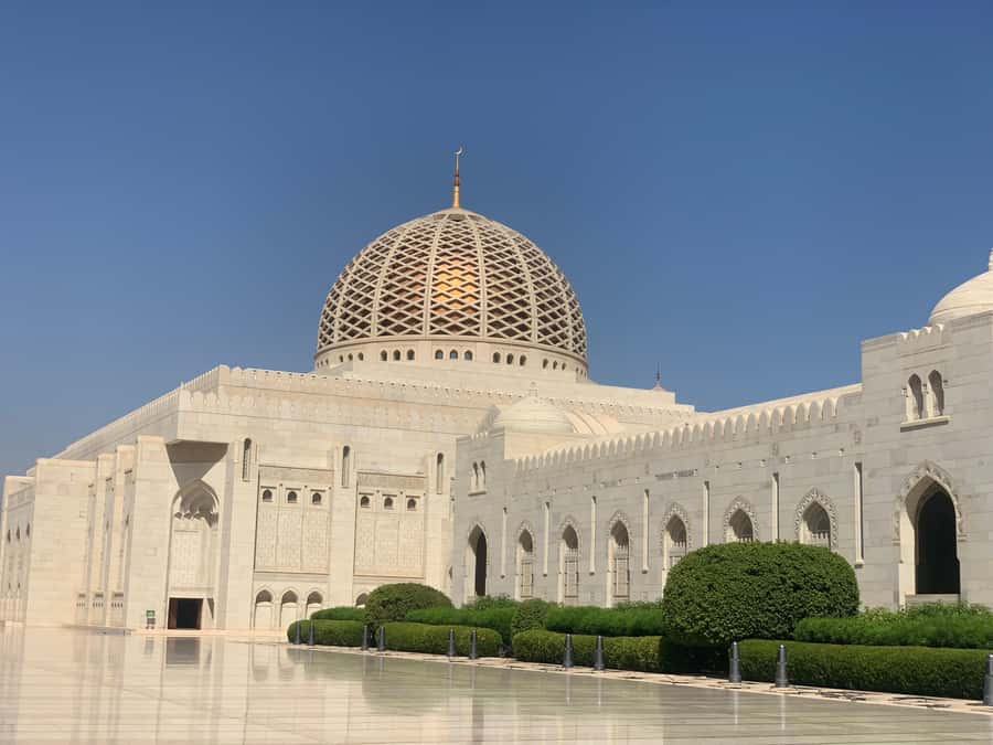 Oman: Private City Tour of Muscat with pick up/drop off - Royal Opera House Muscat: beautiful architecture, extra ticket