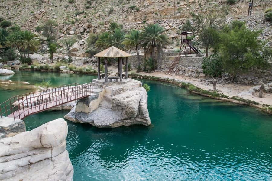 Oman: Wahiba and Wadi Bani Khaled Private Trip - Muscat to Fanjah: the long road east