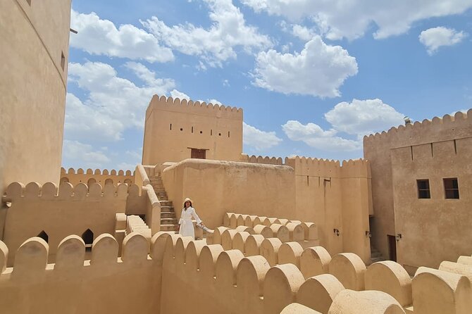 Private 2-Days Jebel Shams Overnight Camping Tours - Al Hamra and Misfah Al Abriyyin