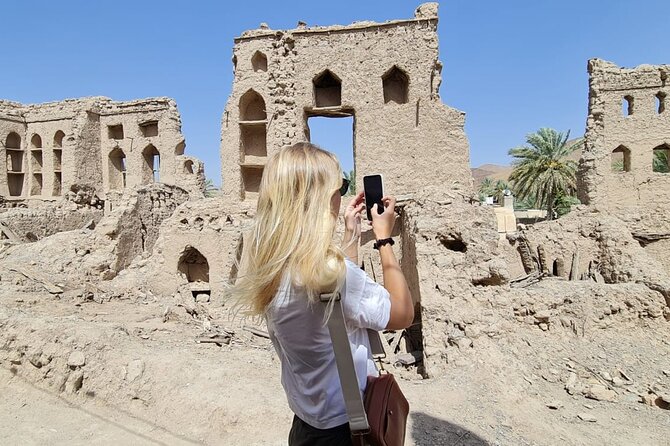 Private Day-Tour in Nizwa and Jebel Akhdar - Birkat Al Mouz, ruins and working plantations