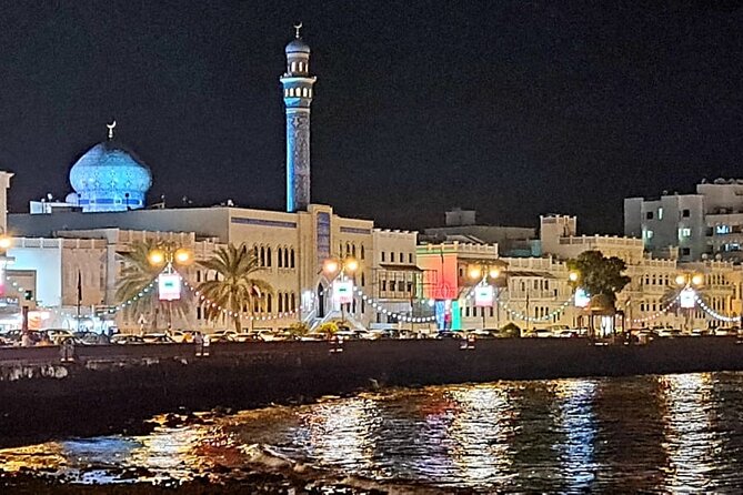 Private Evening Muscat City Tours - Muttrah Corniche is made for a short sunset walk