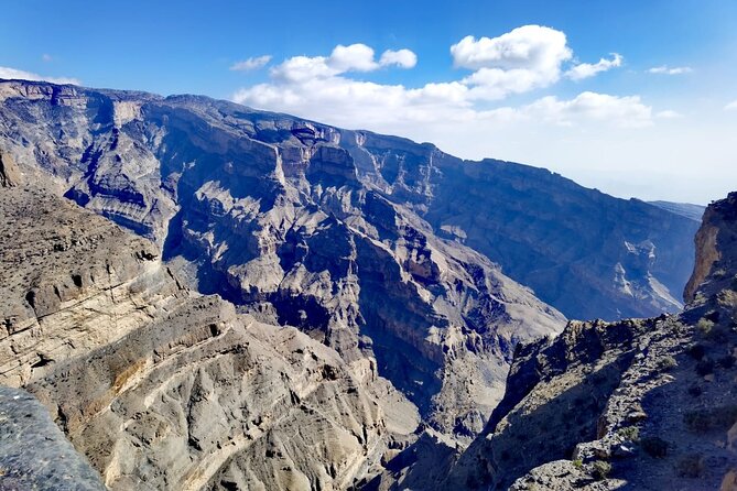 Private Full Day Guided Balcony Walk Hiking to Jebel Shams - What is included, and what you need to bring