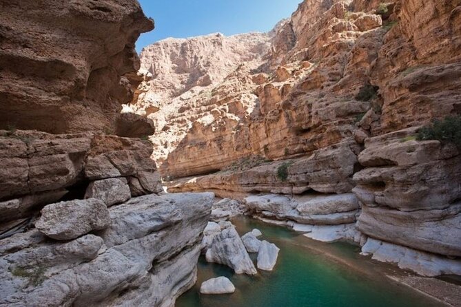 Private Full-Day Wadi Shab and Bimmah Sinkhole Tour - Who will get the most from this day