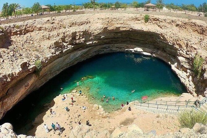 Private Full-Day Wadi Shab and Bimmah Sinkhole Tour - Who will enjoy this tour most
