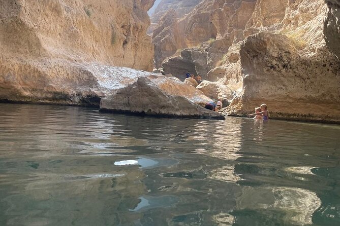 Private Full- Day Wadi Shab-Bimmah Sinkhole-Fins Beach Tour - Lunch is a pause, not part of the price