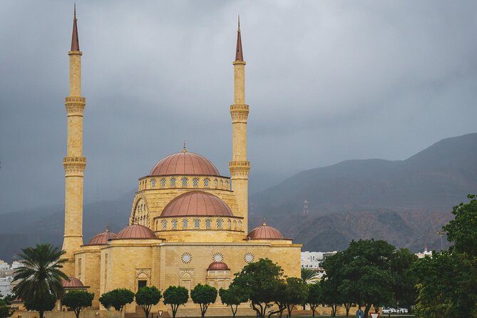 Private Half Day Muscat City Tour (Morning or Afternoon) - Mutrah Souq and the Corniche: the most local-feeling hour