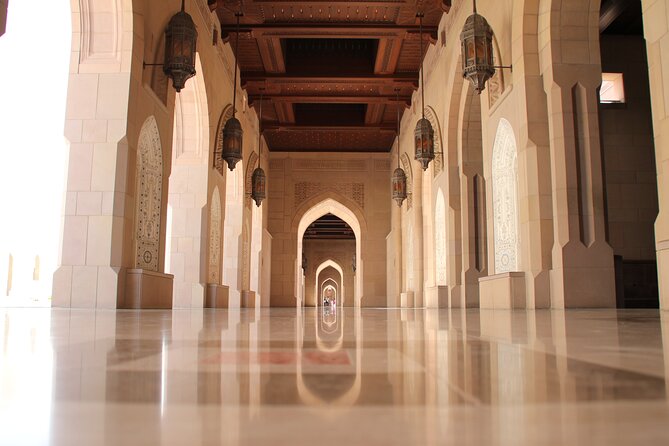 Private Half Day Muscat City Tour (Morning or Afternoon) - Sultan Qaboos Grand Mosque: the visual centerpiece