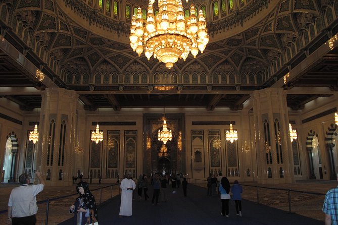 Private Half-Day Muscat City Tour - From ministries to the working fish market