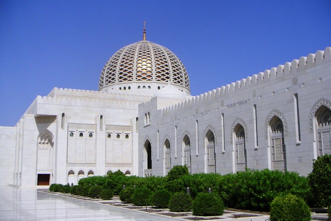 Private Muscat City Sightseeing Tour - A Fascinating Capital - A fast introduction to Muscat’s many faces