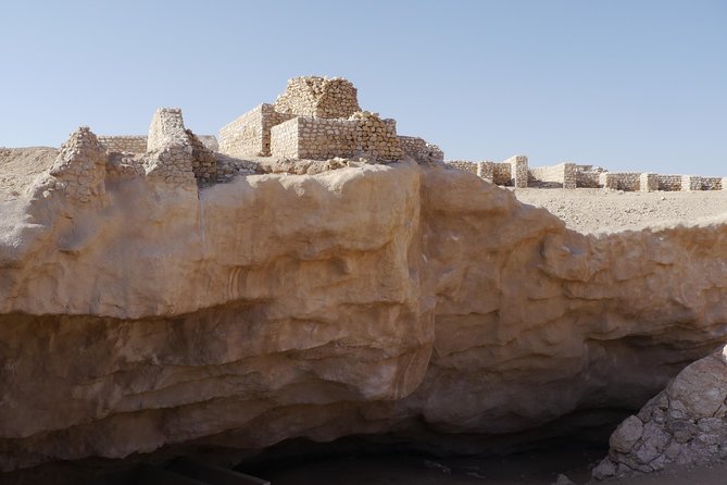 Private tour - Empty Quarter desert adventure - Wadi Dawka + Ubar - The Empty Quarter turns sightseeing into an adventure