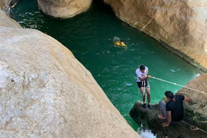 Private Tour Wadi Shab & Sinkhole Tour – Swim, Hike & Explore - Bimmah Sinkhole: a short stop with a different mood