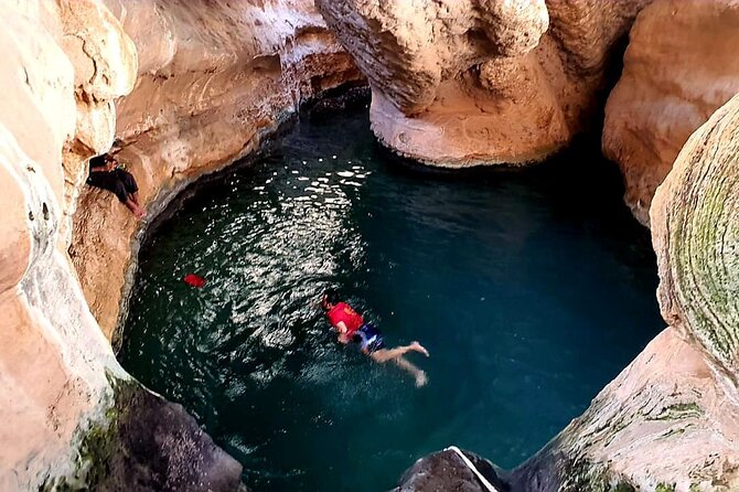 Private Tour Wadi Shab & Sinkhole Tour – Swim, Hike & Explore - What to pack for the hot, wet, rocky route
