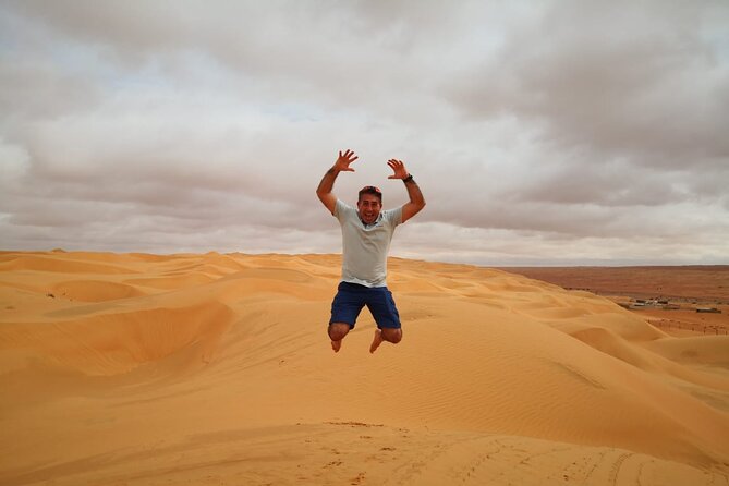 Private Transfer from Muscat to Wahiba Sand Desert by 4WD Vehicle - Who should book this transfer?