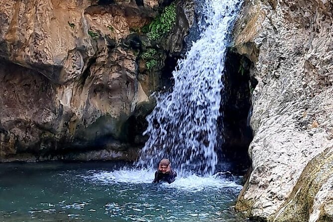 Private Wadi Tiwi - Bimmah Sinkhole - White Sand Beach - Full Day Tour - Why this day trip works from Muscat